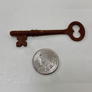 c. 1900 Antique Michigan Industrial Commercial Solid Barrel Skeleton Key Rusty